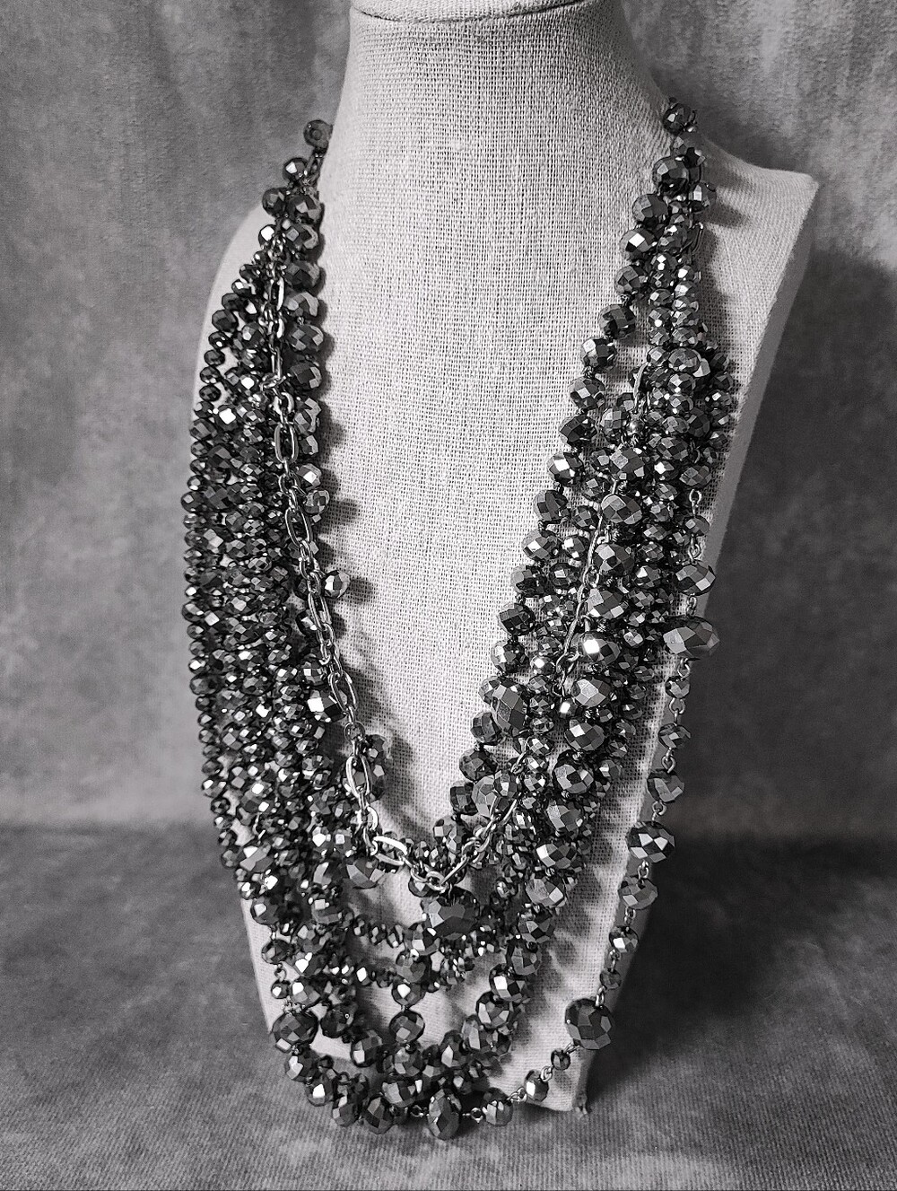 CHICO'S Multiple Strand Gray Mirror Finish Faceted Glass Statement Necklace EUC